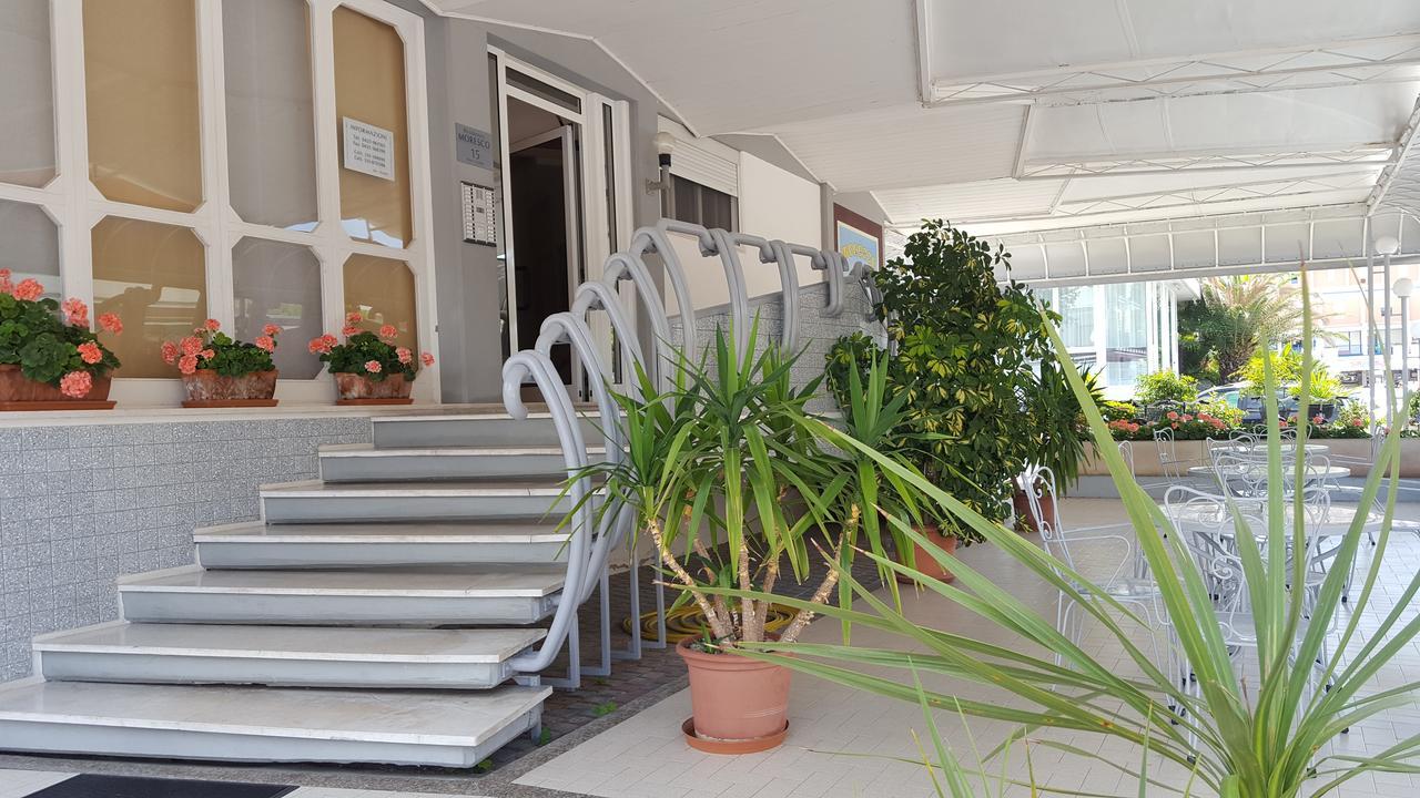 Residence Moresco Lido di Jesolo Exterior photo